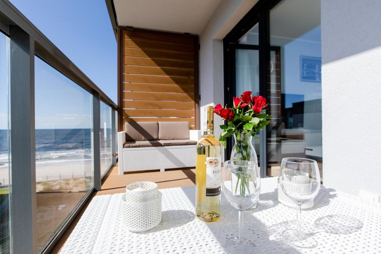 Apartament Blekitny Gardenia Dziwnow Z Widokiem Na Morze Epapartamenty Exterior foto