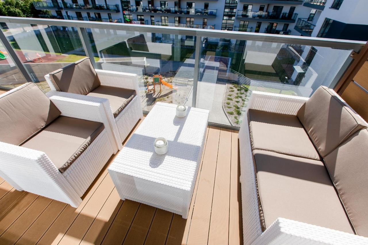 Apartament Blekitny Gardenia Dziwnow Z Widokiem Na Morze Epapartamenty Exterior foto